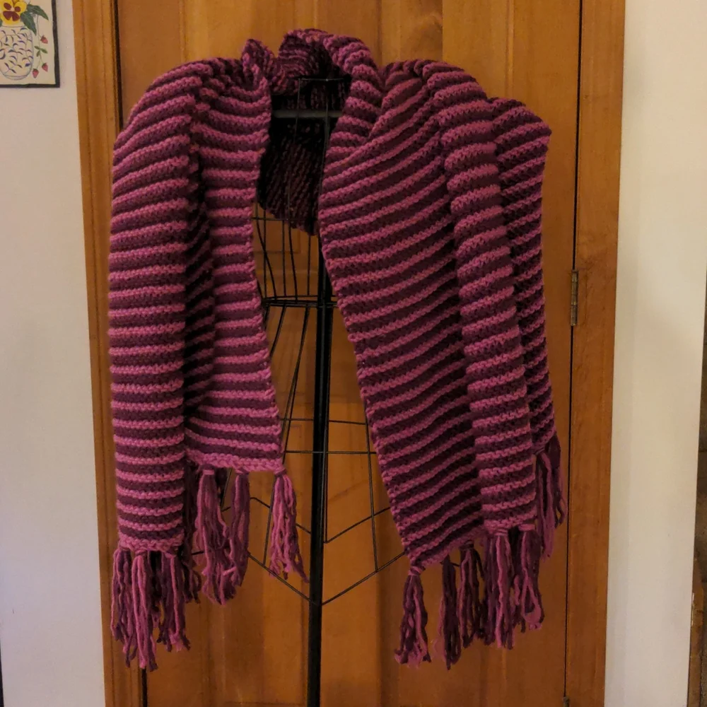 Hand Knit Plum and Fuschia Wool Acrylic Blend Blanket Scarf With FRINGE - Picture 1 of 8
